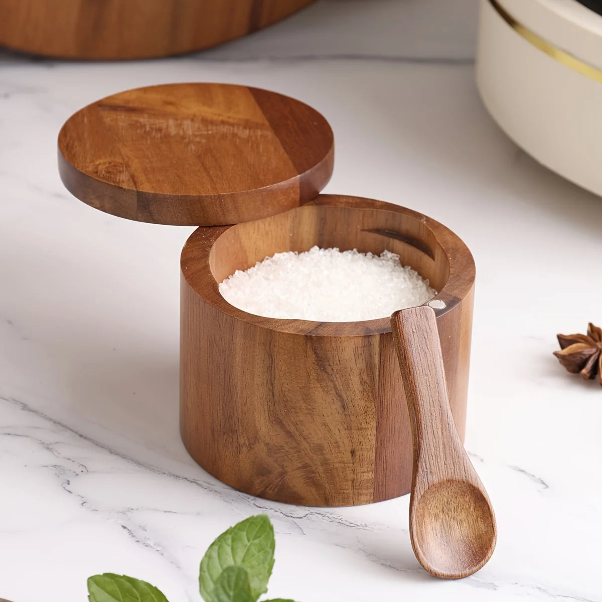 Acacia Essence: A durable acacia wood salt and pepper jar, a perfect storage solution for your kitchen seasonings.